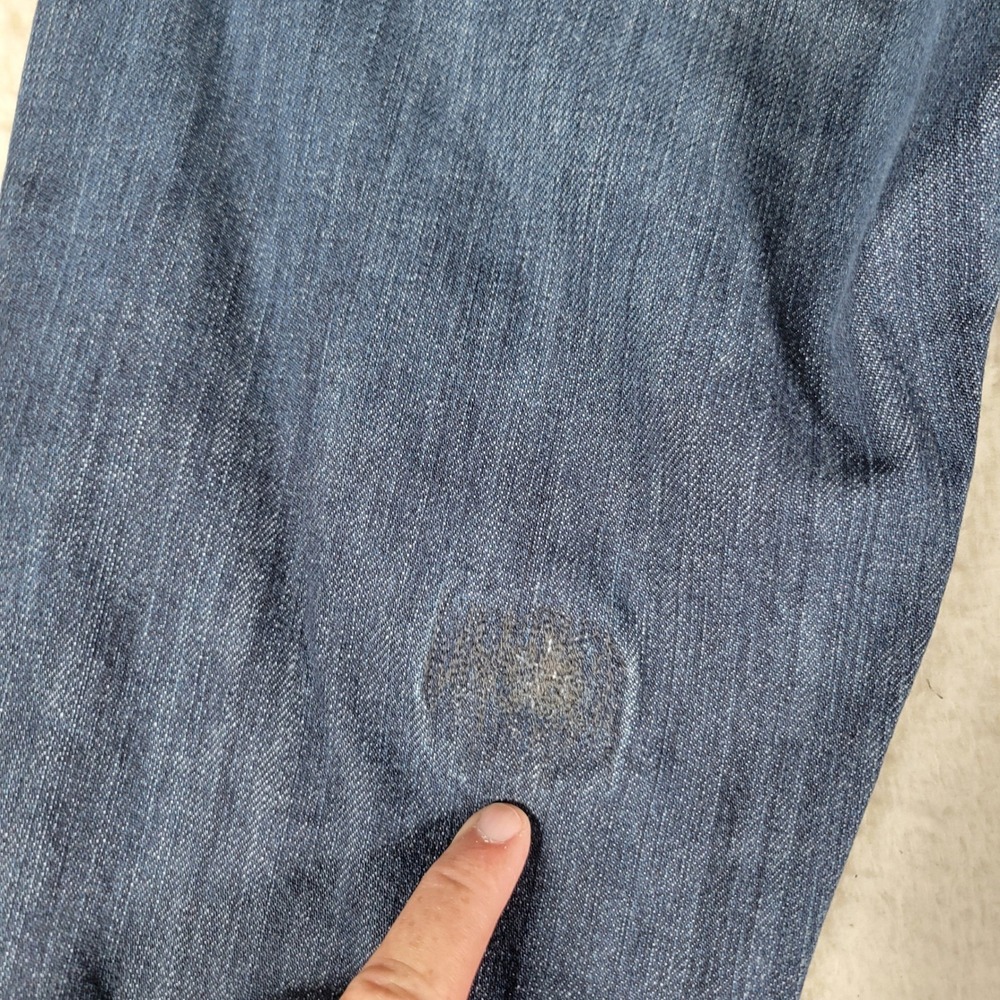 Lucky Brand Jeans Men 32x32 Dark Blue Straight Leg Button Fly Whiskered Denim - Picture 15 of 16